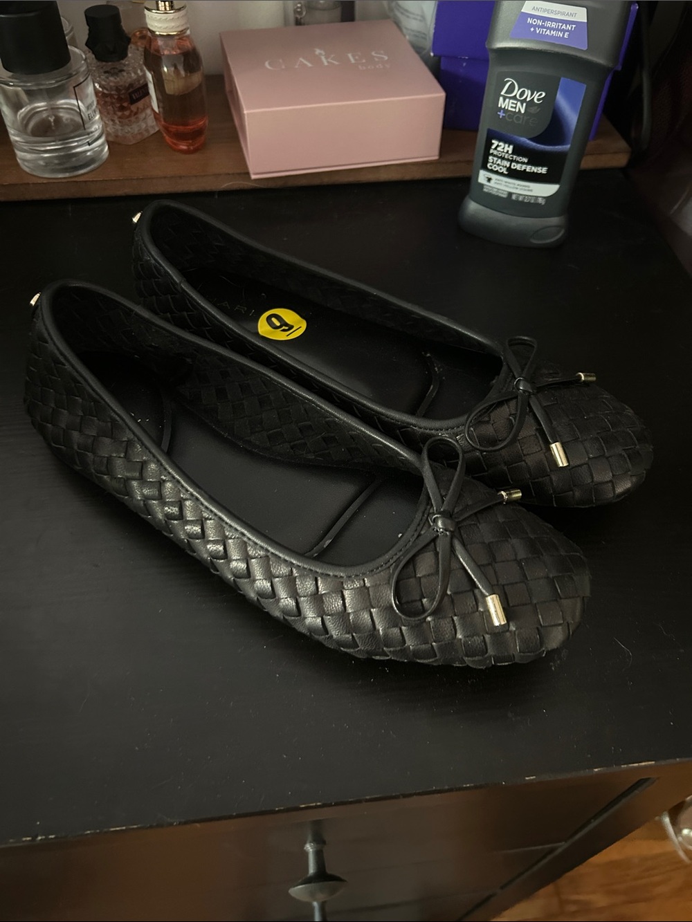 Tahari Samila Black leather Woven Bow Ballet Flats - Picture 3 of 7